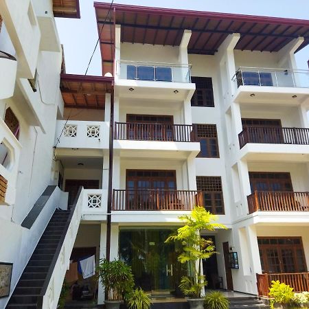 Shanika Beach Inn Тангалла Экстерьер фото