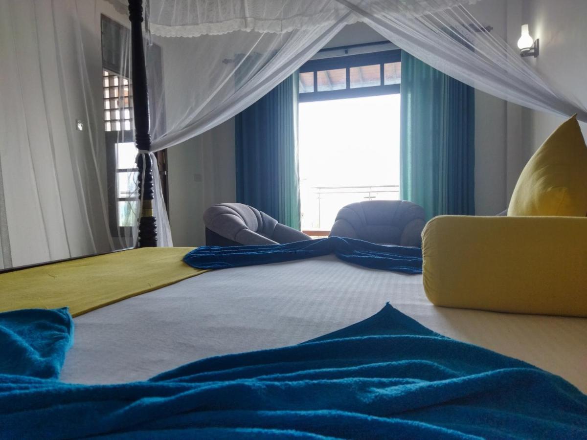 Shanika Beach Inn Тангалла Экстерьер фото