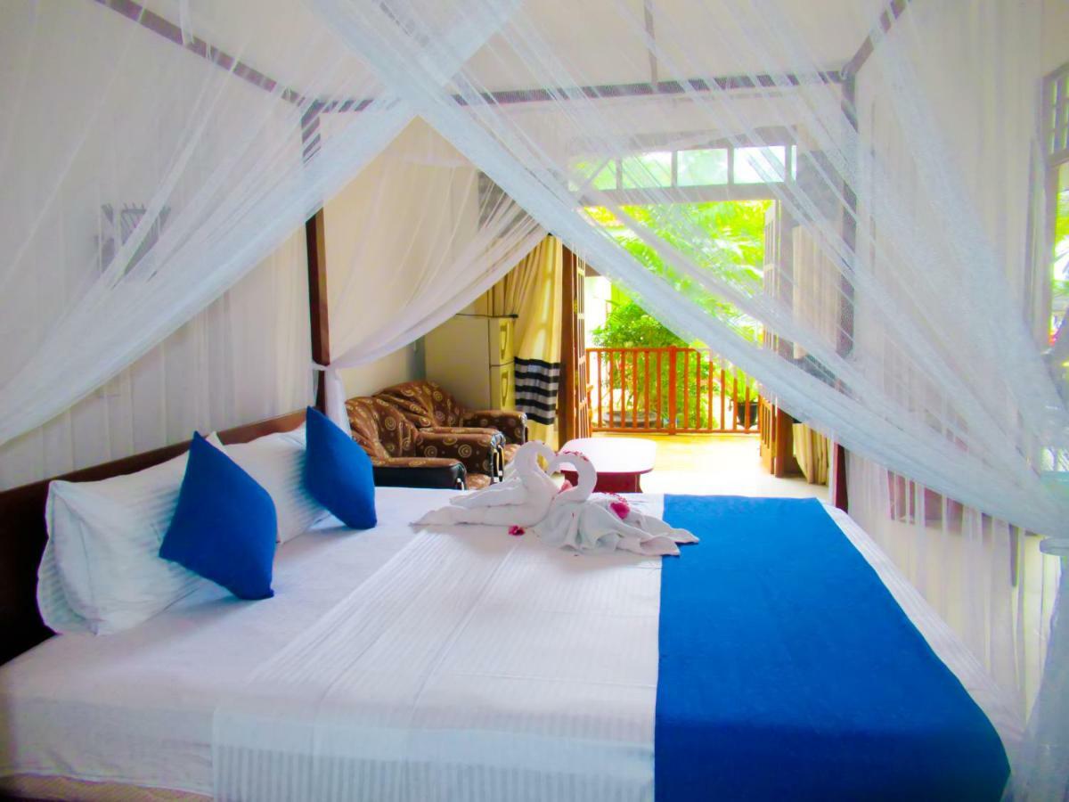Shanika Beach Inn Тангалла Экстерьер фото